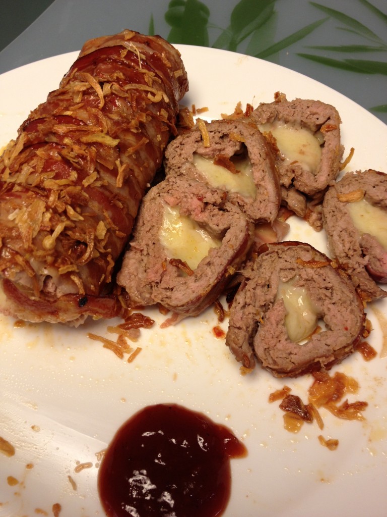 Fleisch-Rolle mit Käsefüllung - Steven Varco